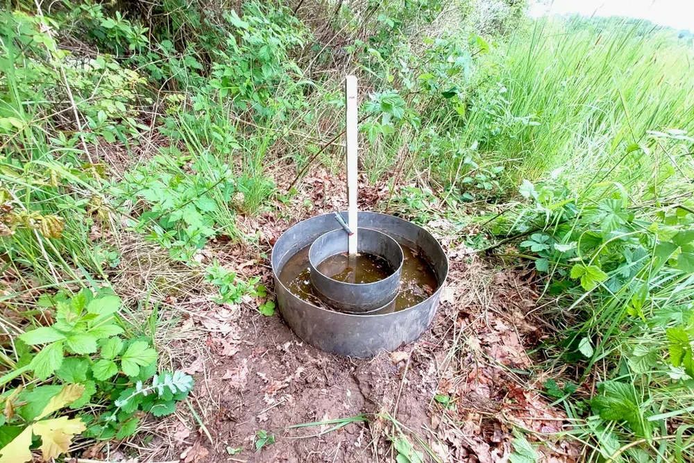 Illustrative image of Infiltration test (Porchet/Double-ring infiltrometer) in Baton Rouge